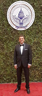 Macri paga más que La Doctora