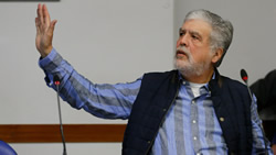 Sin vencedores y con vencidos